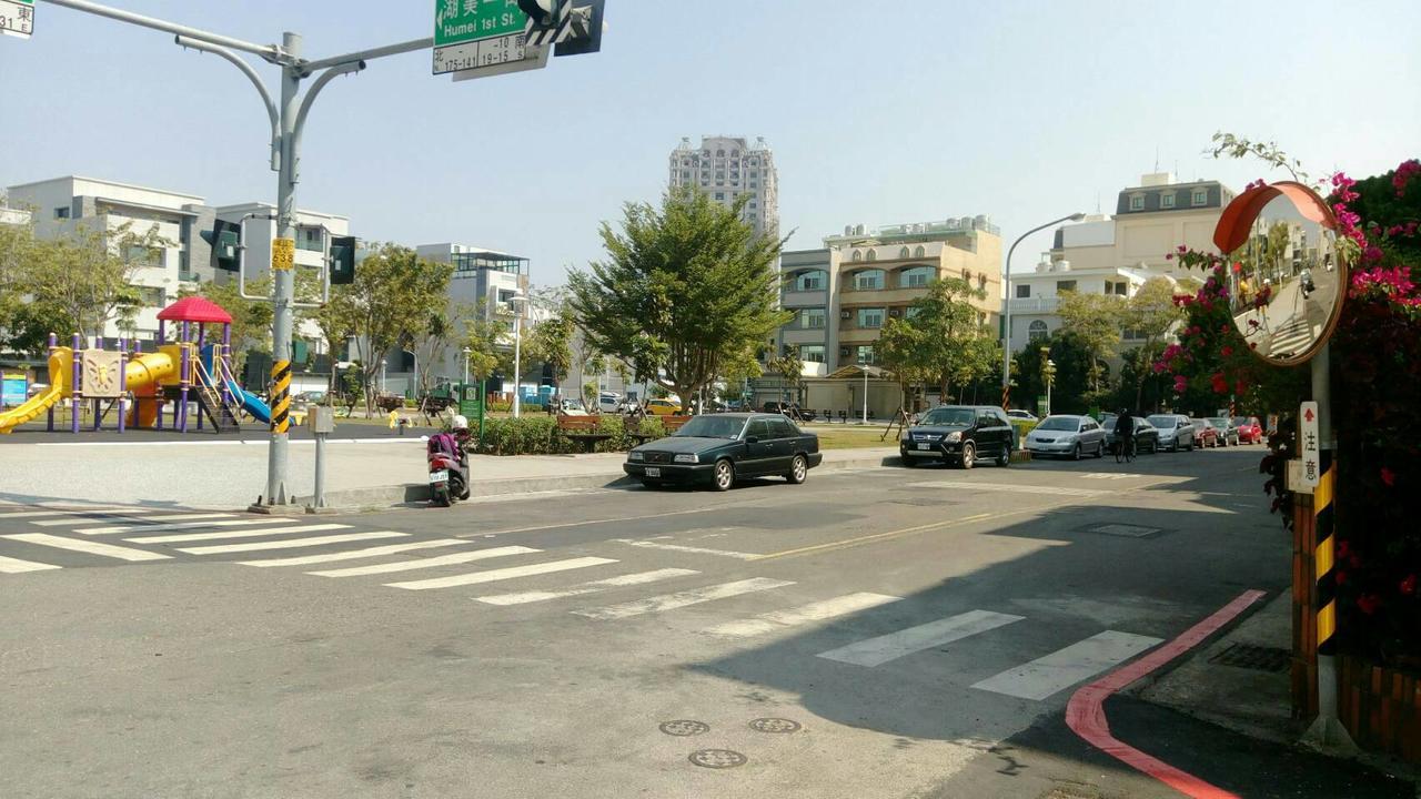 טאינאן Dream Lake מראה חיצוני תמונה